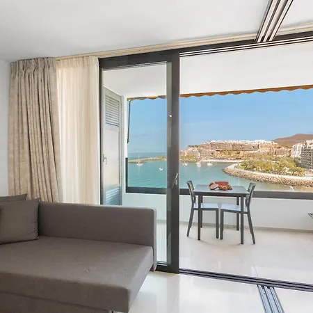 Ocean Wave Retreat Apartment