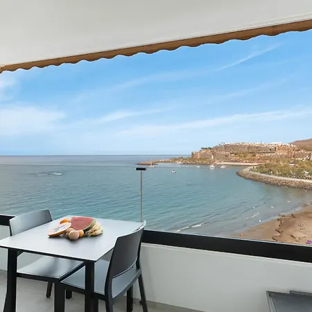 Ocean Wave Retreat Apartment *